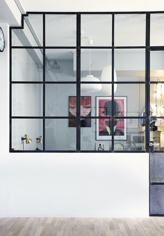Modern Living Room Glass Partition Wall Design