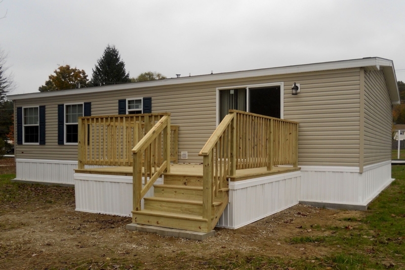 Modern Wooden Porch Ideas for Single Wide Mobile Homes