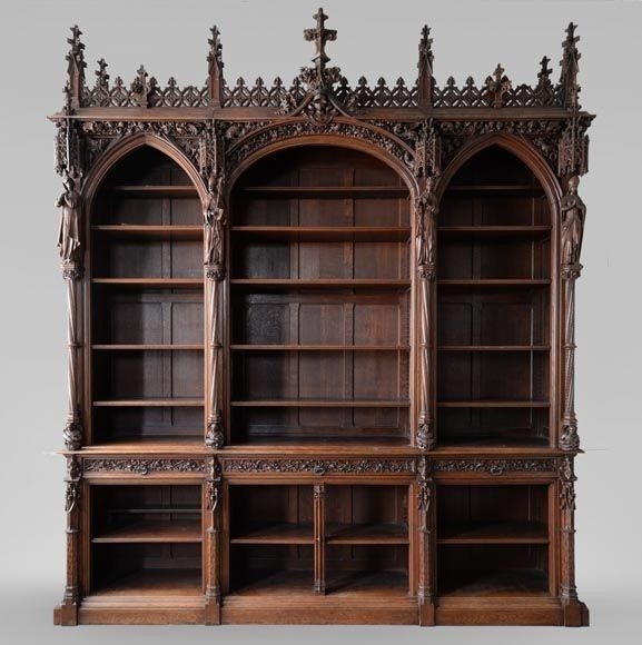 Pin on casa | Gothic furniture, Victorian furniture, Gothic interior