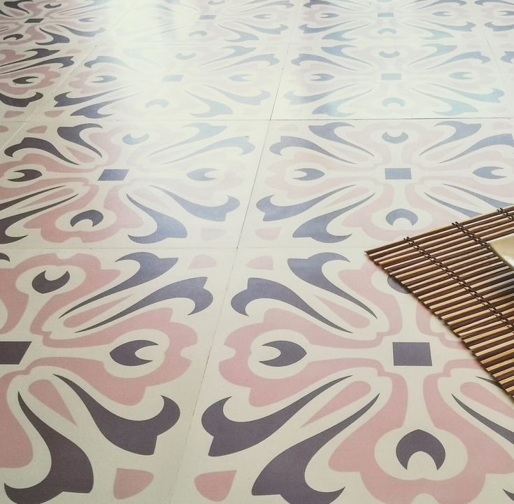Retro Sheet Vinyl Flooring with Bold Pattern