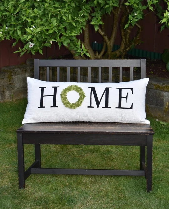 Seasonal Home Bench Pillow Pattern | Bench pillows, Pillows decorative ...