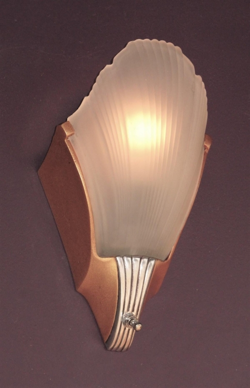 Vintage 1932 Mid-Century Modern Wall Sconce Light