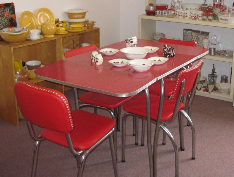 Vintage Red Retro Kitchen Table and Chairs