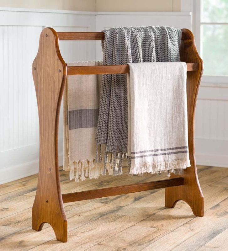 Wooden Quilt and Blanket Display Rack