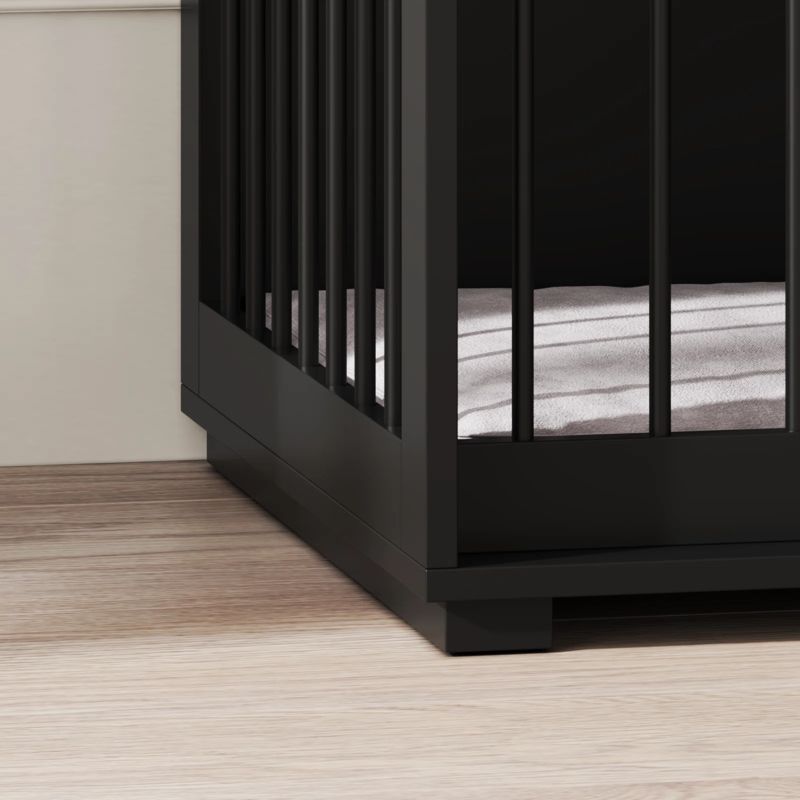 A closer look at Compartmentalized Dog Crate