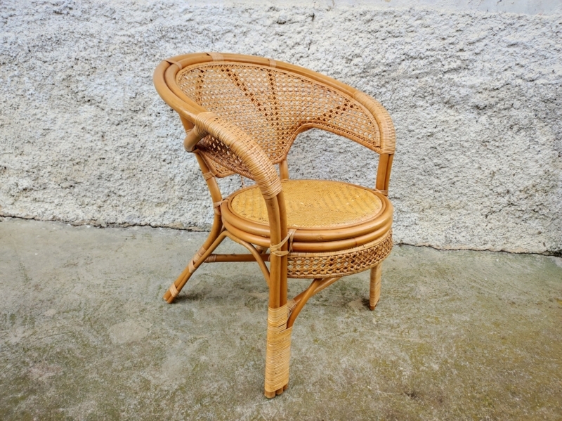 Accent Chair Woven Mesh Barrel Shape Rattan Frame Boho Woven Cane Chair