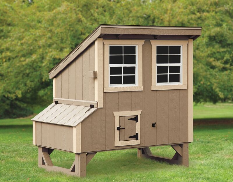 Amish Built Chicken Coop with Lean-To Roof and Dual Grid Windows