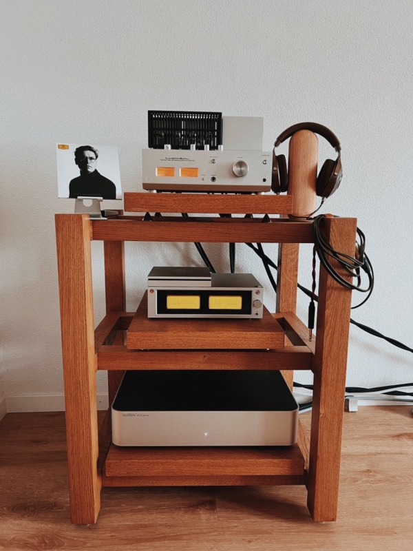 Audio Rack Thick Square Legs Isolation Platforms Warm Oak 3-Tier Stand