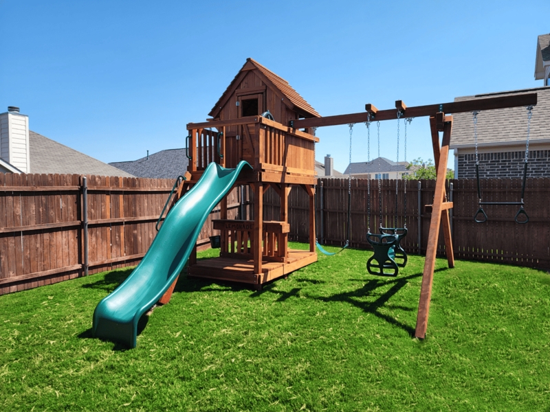 Backyard Playset with Upper Cabin and Lemonade Stand Feature