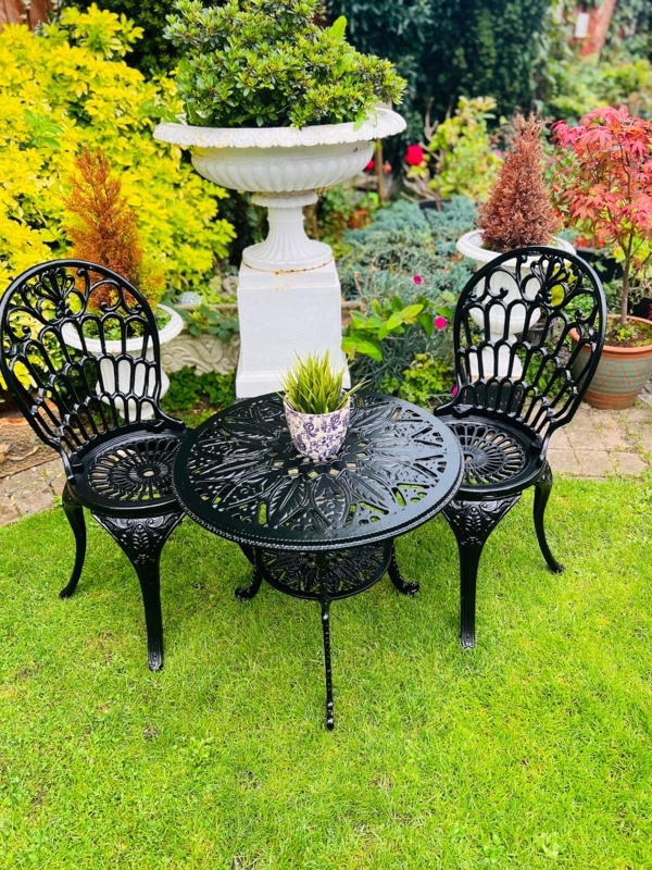 Bistro Set Fan Back Ornate Filigree Round Lattice Table Matte Black