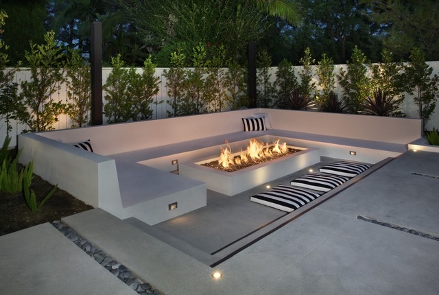 Built-in Concrete Bench Sunken Patio Linear Fire Pit L-Shaped