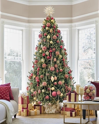 Christmas Tree: Bordeaux Red Decor, Beaded Garland, Bay Window Design