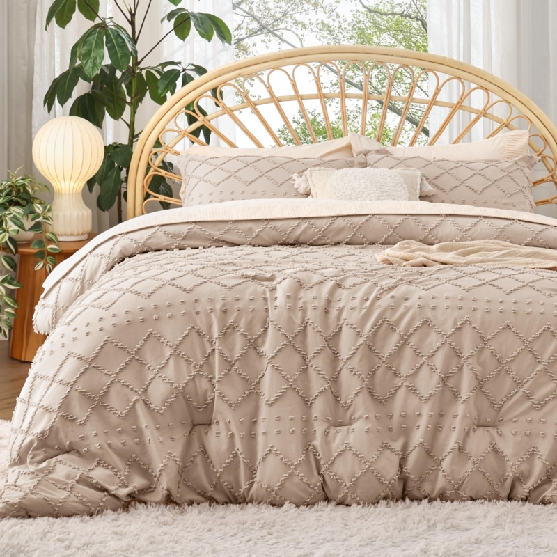 Comforter Set Arched Rattan Headboard Warm Neutral Tufted