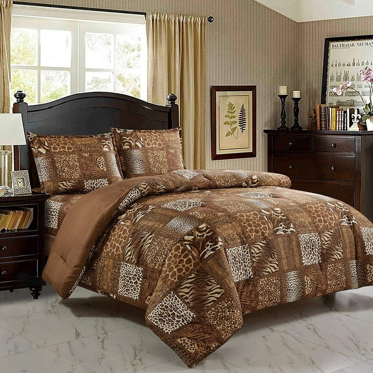 Comforter Set with Jungle Motif Patchwork for Safari Theme Bedroom