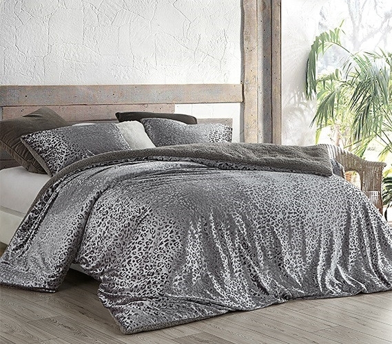 Comforter Set with Silver Leopard Print and Metallic Plush Texture