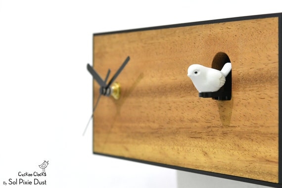 Cuckoo Clock Horizontal Layout Wood Grain Face Matte Black