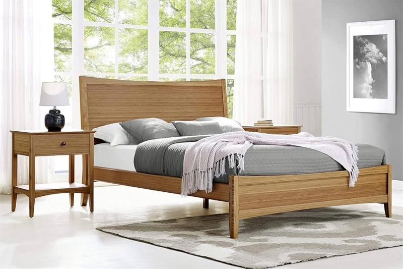 Curved Headboard Platform Bed Set in Honey Wood with Tapered Legs