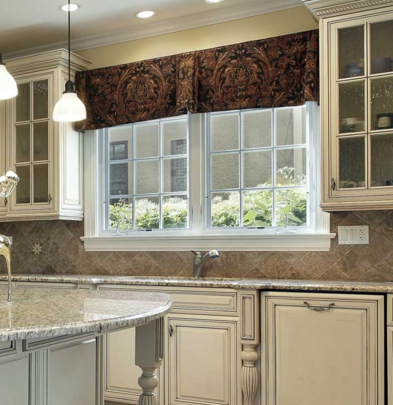 Damask Valance, Traditional Scroll Pattern in Warm Brown Tones