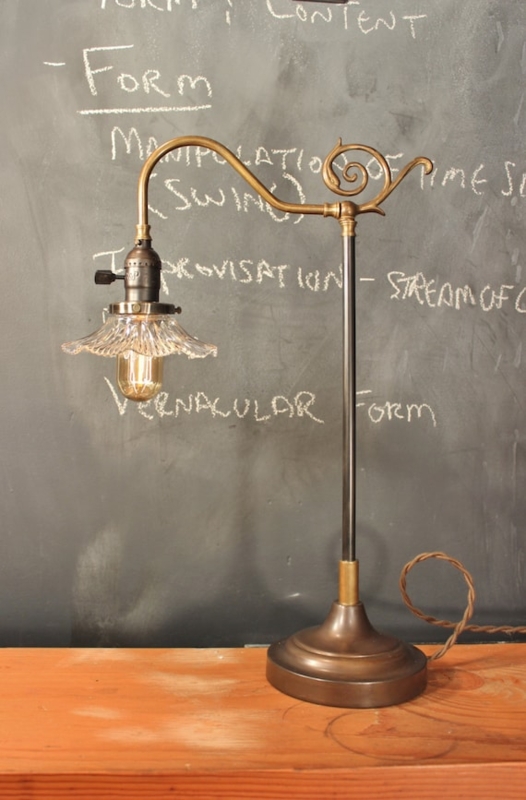 Desk Lamp Scalloped Glass Shade Decorative Scroll Twisted Cord