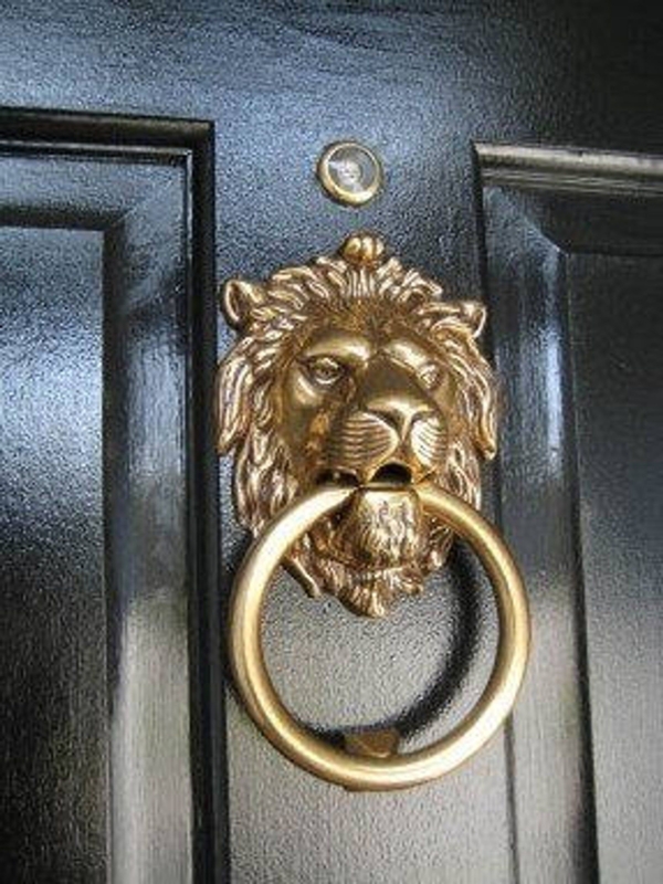 Door Knocker Lion Head Design Polished Gold Ring Handle Traditional