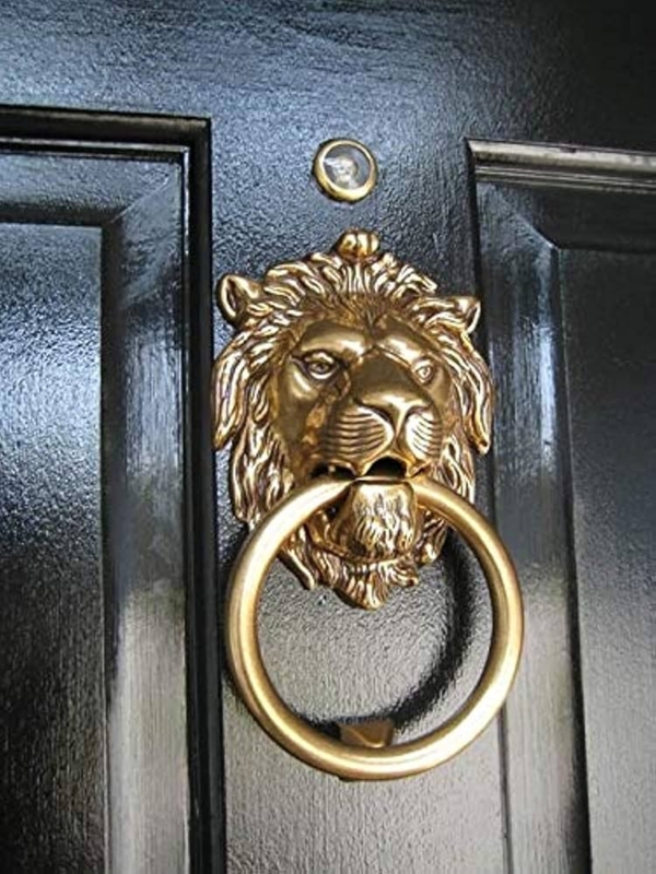 Door Knocker, Polished Brass Lion Head with Integrated Peephole.
