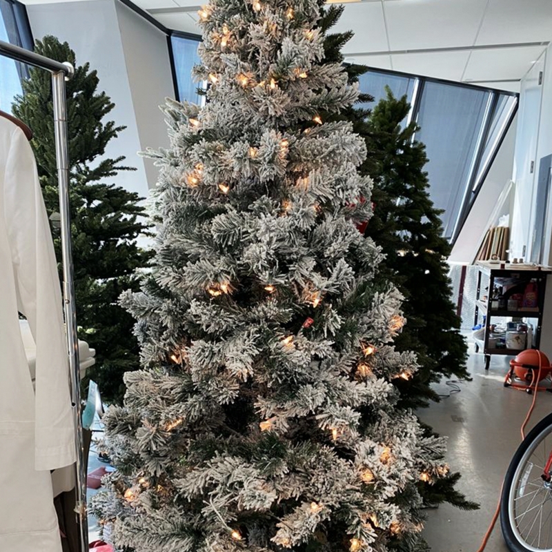 Flocked Christmas Tree: Heavy Flocking, Integrated Warm Lights styling
