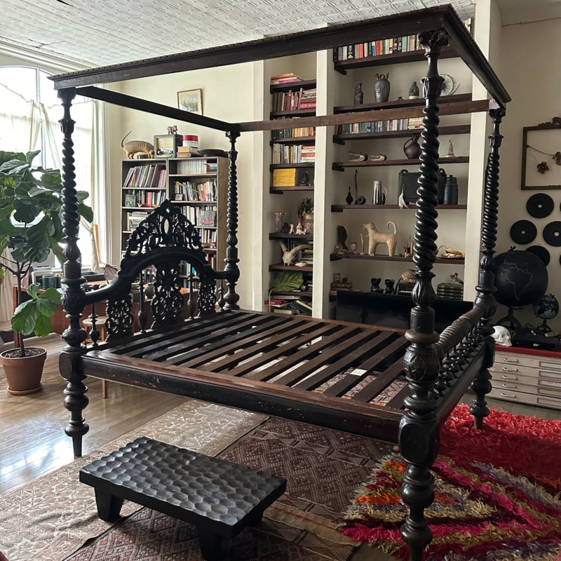Four Poster Canopy Bed Dark Walnut with Spiral Turned Posts