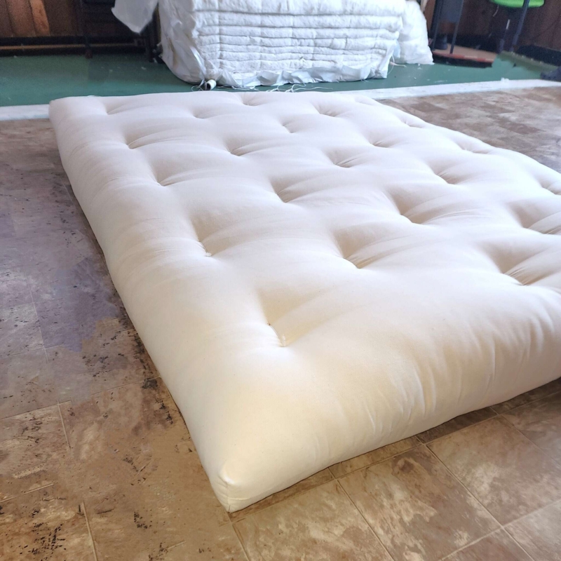 Futon Mattress: Zen Style Guest Bed, Thick Rectangular Profile, Box Edges