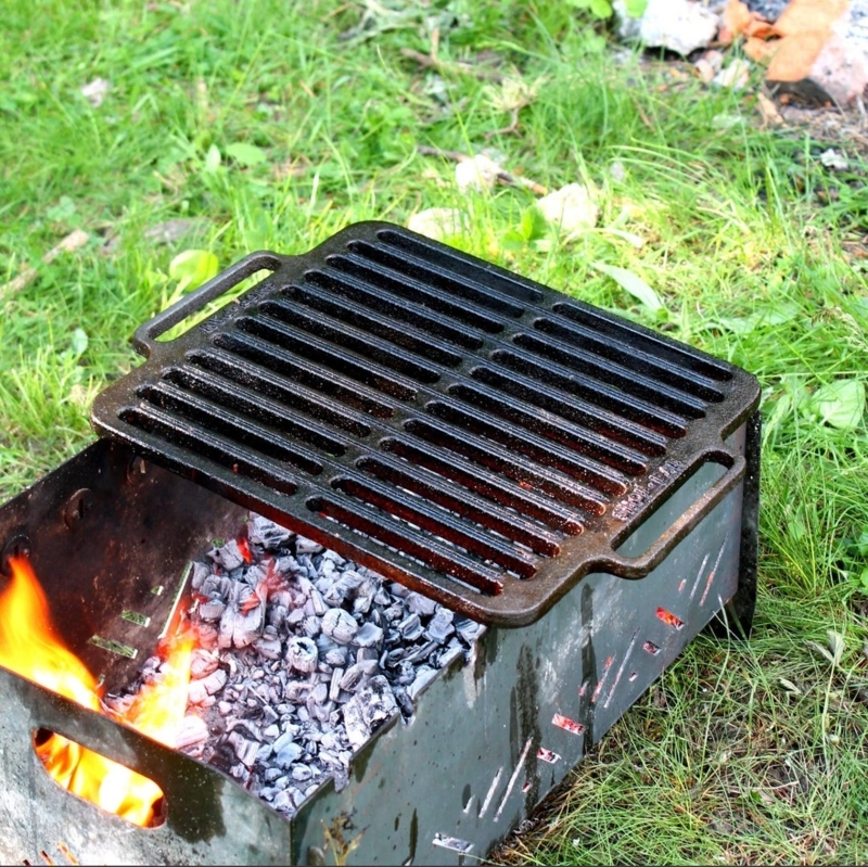 Grill Grate, Rectangular Cast Iron, Integrated Side Handles