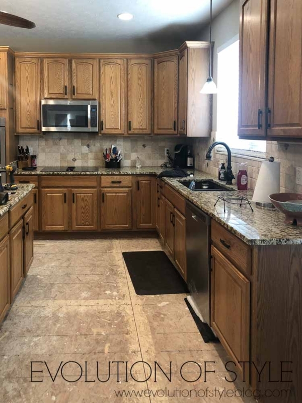 Kitchen Cabinets Honey Oak Finish with Black Accents