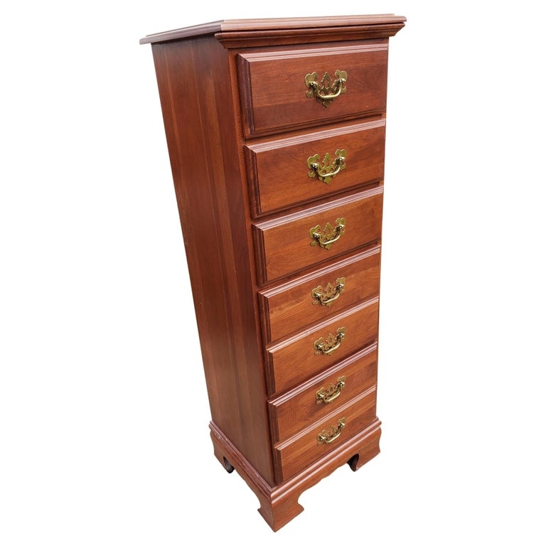 Lingerie Chest in Colonial Revival Style featuring Seven Drawers