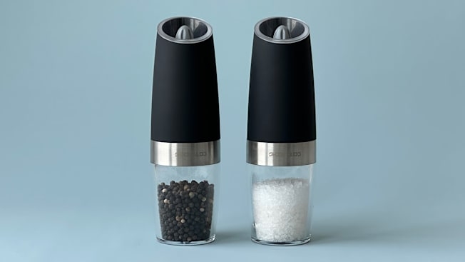 Matte Black Electric Grinders: Sleek Slanted Top & Gravity Sensing