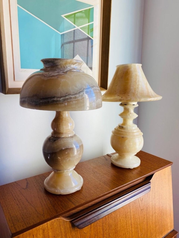 Mid-Century Alabaster Table Lamp: Carved Stone Shade, Veined Pattern