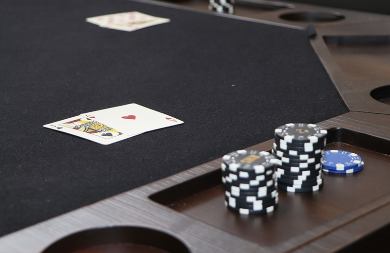 Modern Poker Table with Multi-Sided Frame and Matte Black Felt Surface