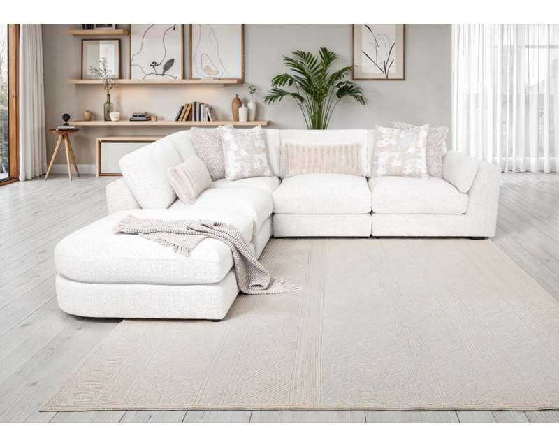 Modular Sectional with Curved Chaise in Nubby Texture