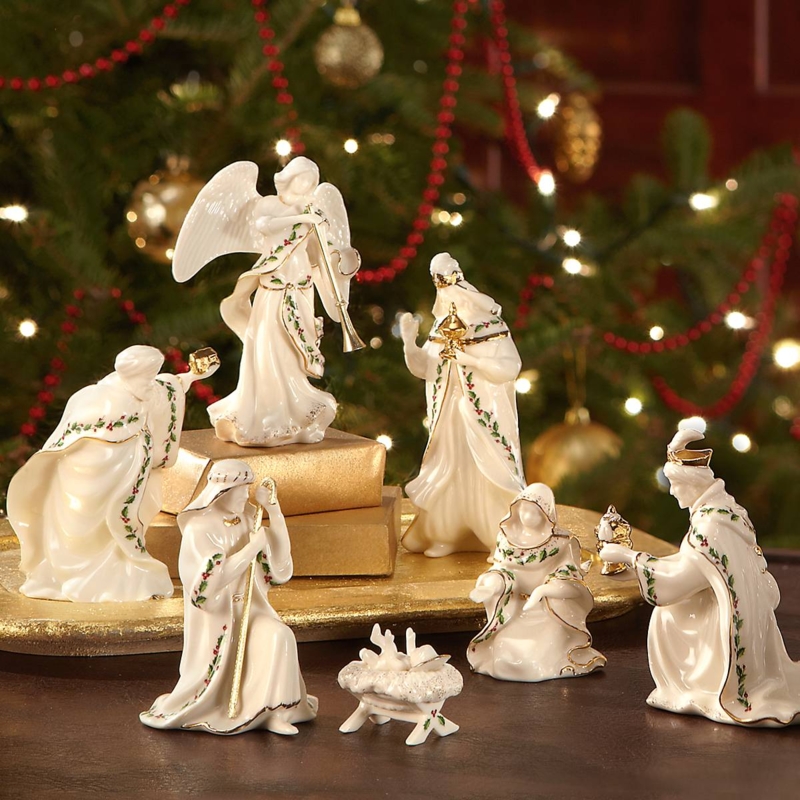 Nativity Set Holly Berry Pattern Ivory Glaze Traditional Decor