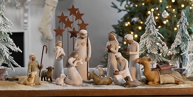 Nativity Set Metal Star Backdrop Minimalist Rustic Mantel Decor