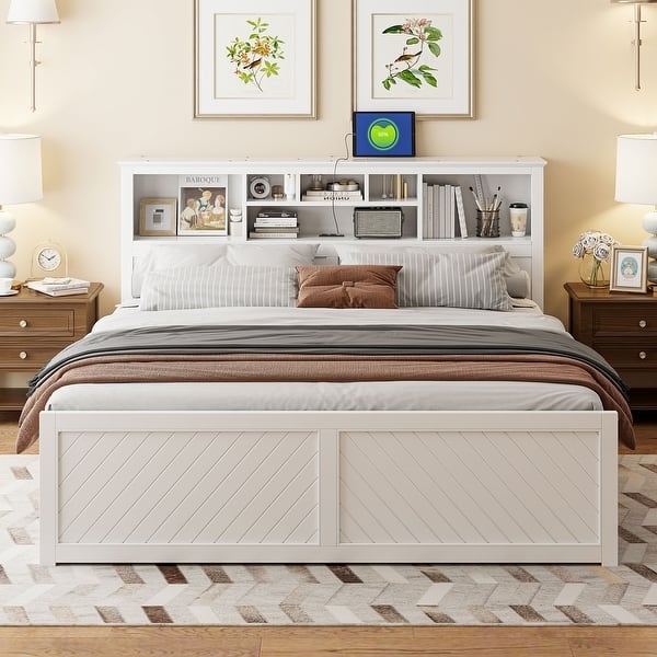 Platform Bed with Chevron Pattern Footboard, Built-In Charging.