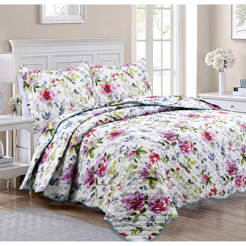 Quilt Set Watercolor Floral Print Scalloped Edge Teal Trim