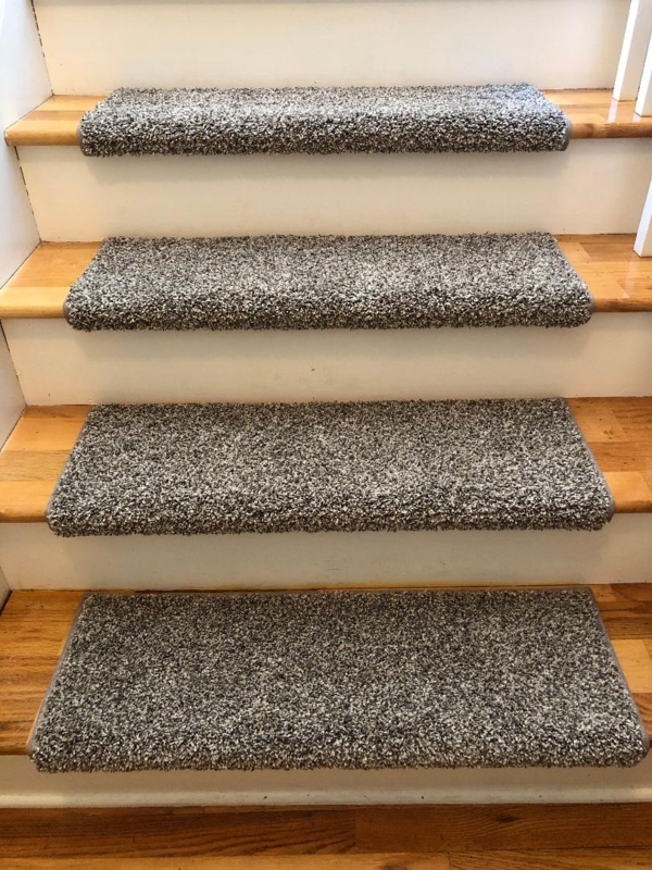 Stair Tread, Bullnose Wrap Mottled Gray Padded Carpet Covers
