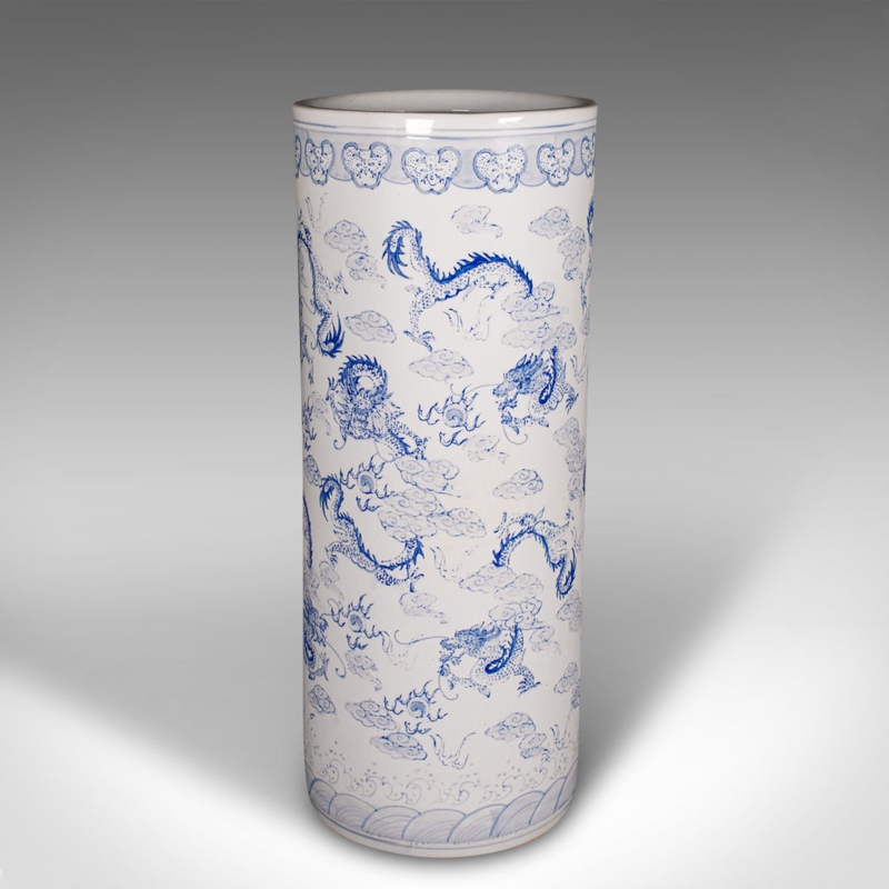 Stick Stand Cloud Pattern Wave Border Tall Ceramic Stick Stand