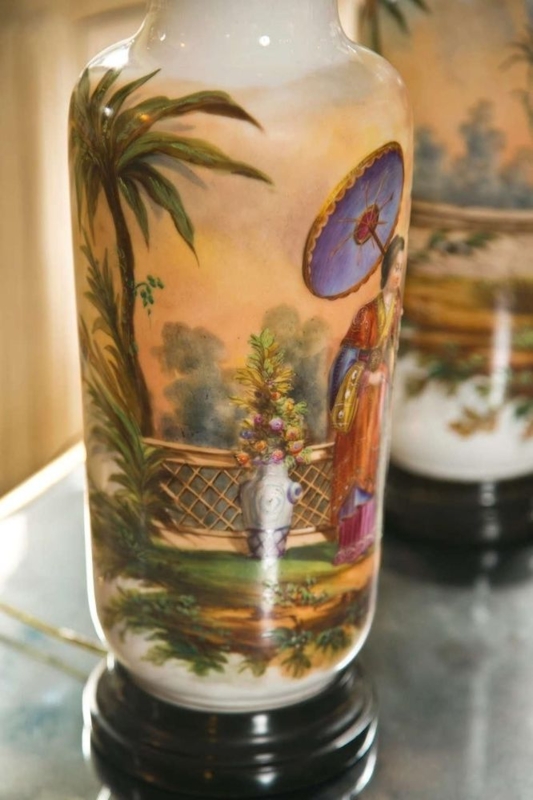 Table Lamp Pair French Chinoiserie Porcelain Purple Parasol Scene