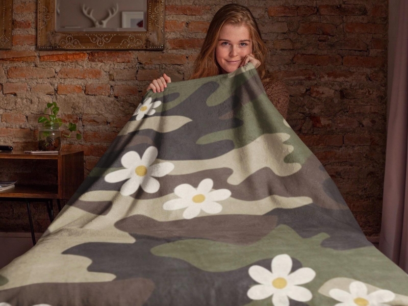 Throw Blanket: Daisy Camouflage Throw with Oversized Floral Motifs