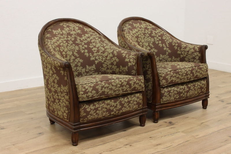 Traditional Accent Chairs with Walnut Frame and Botanical Print