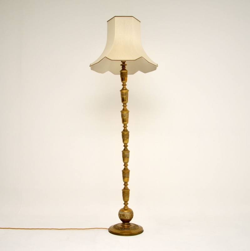 Traditional Floor Lamp: Tiered Stem & Scalloped Fabric Shade