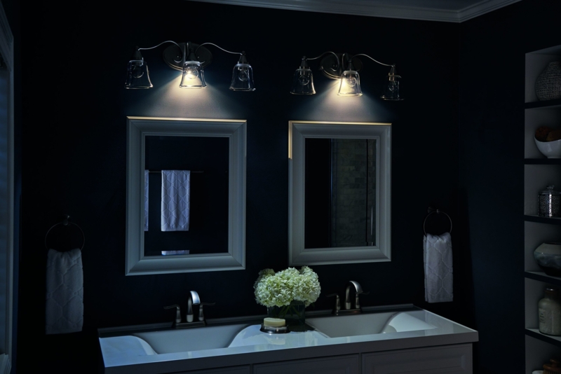 Vanity Light Fixture, Traditional 3-Light Design with Glass Bell Shades