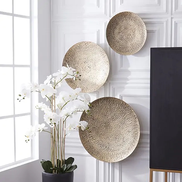 Wall Decor Set Hammered Texture Graduated Sizes Antique Gold