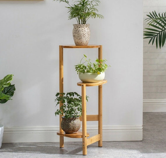 3-Tier Plant Stand Bamboo Construction Staggered Rounded Shelves