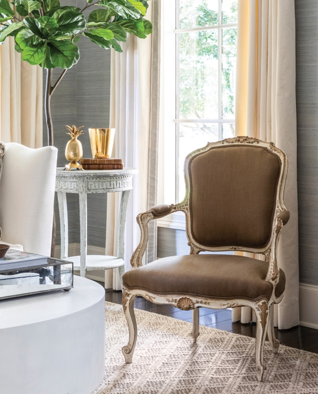 Accent Chair: Distressed Gold Finish Shell Motif French Provincial