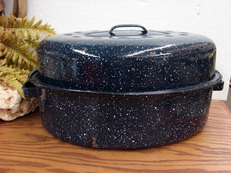 Antique Savory Roasting Pan Navy Speckled High Domed Lid